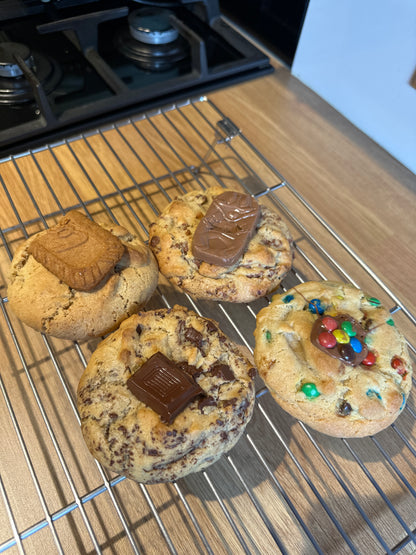 Biscoff Stuffed Cookie