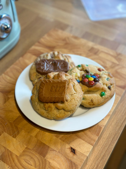 Biscoff Stuffed Cookie